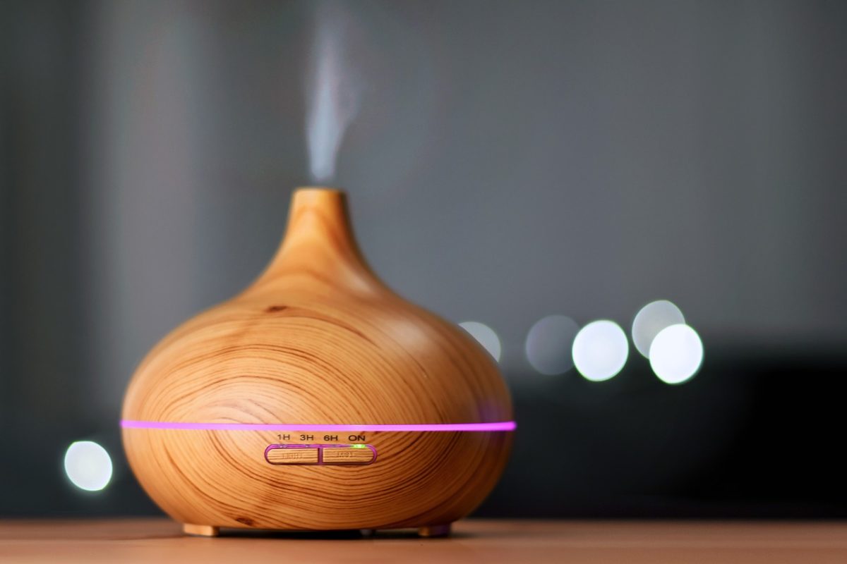 Aroma Diffuser, Ultraschall Diffusor für Ätherische Öle für Zuhause Yoga  Büro