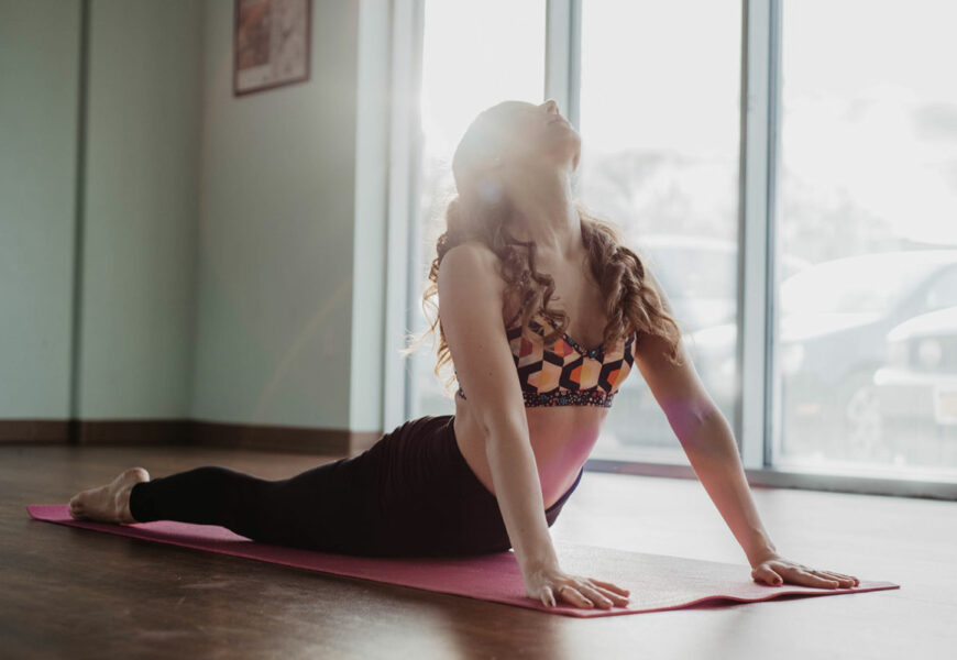 Rücken Yoga mit Rückbeugen