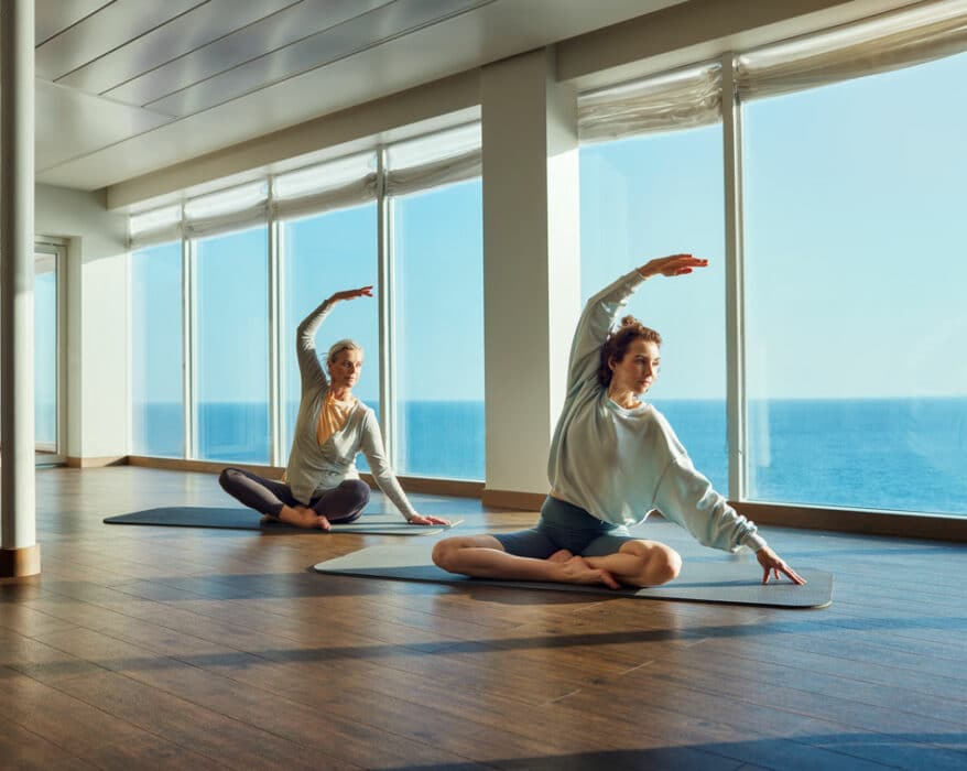 Yoga auf dem Schiff machen
