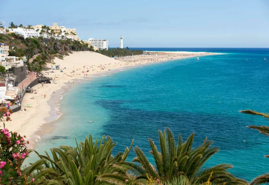 Küstenabschnitt und Strand von Morro Jable auf Fuerteventura