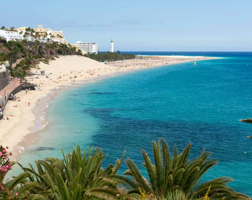 Küstenabschnitt und Strand von Morro Jable auf Fuerteventura
