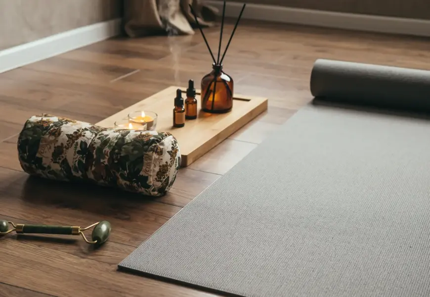 Nachhaltige Yogamatte, ätherische Öle , Jade Roller, CBD Öl, Aromen als Yoga Geschenk für Frauen